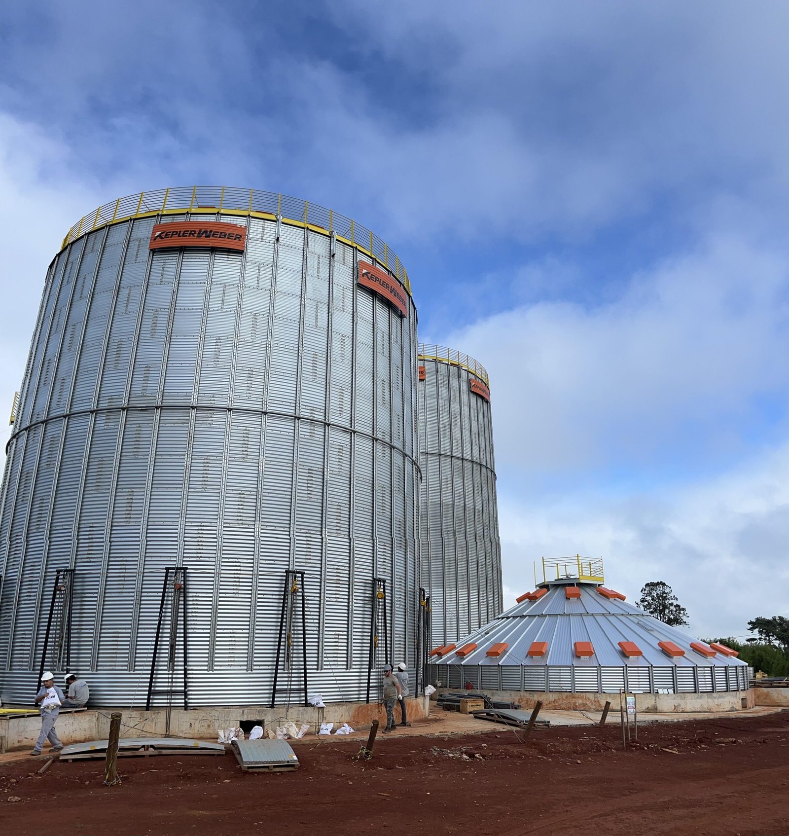 WhatsApp Image 2026-02-25 at 17.35.22